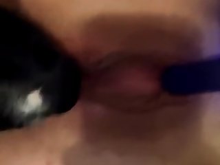 Teen Gets Asshole Licked Using Vibrator And Squirts 1